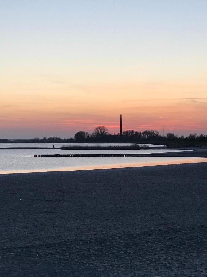Bed & Breakfast Easy To Sleep Lemmer Exterior foto